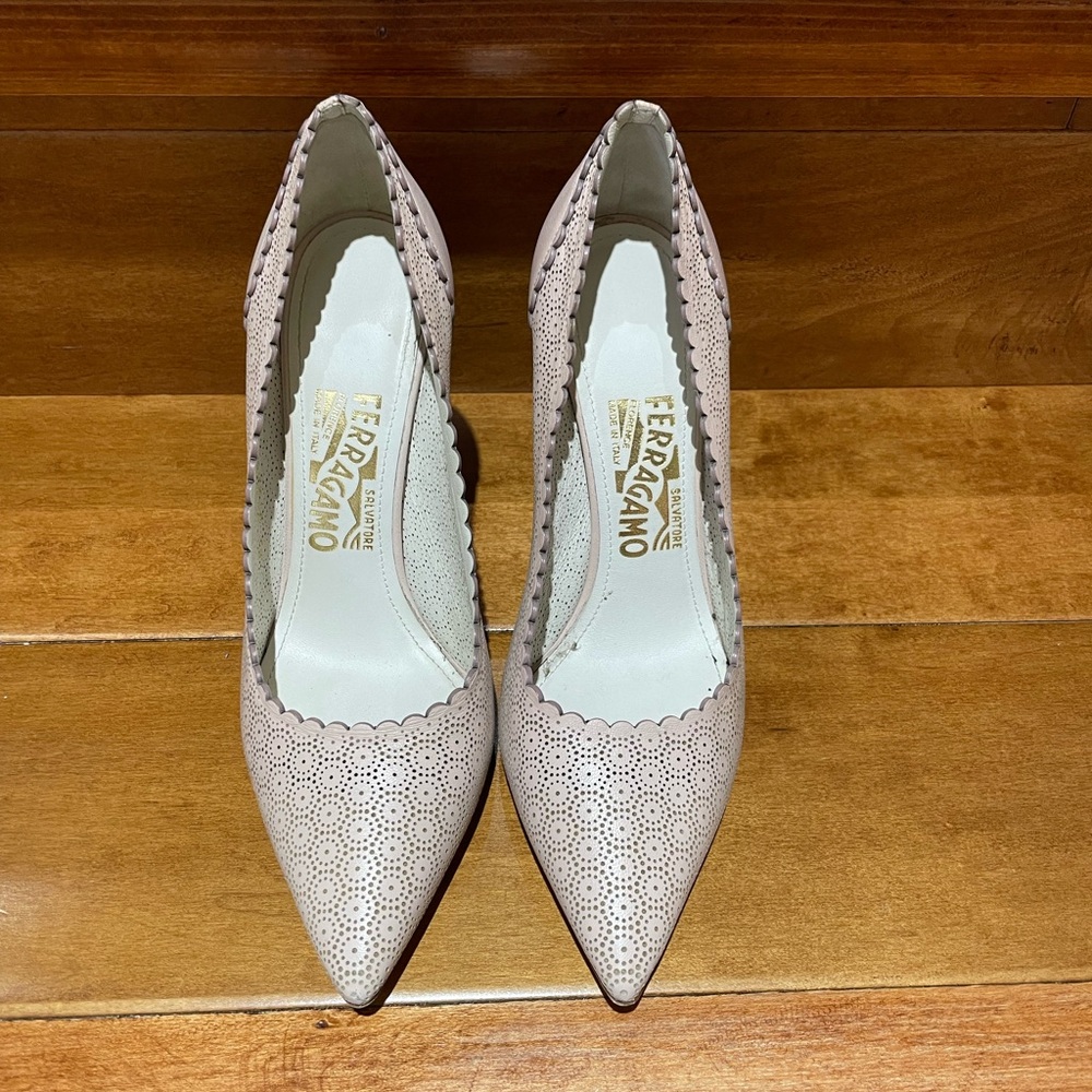 Salvador Ferragamo heels shoes light pink, beiges, 7
